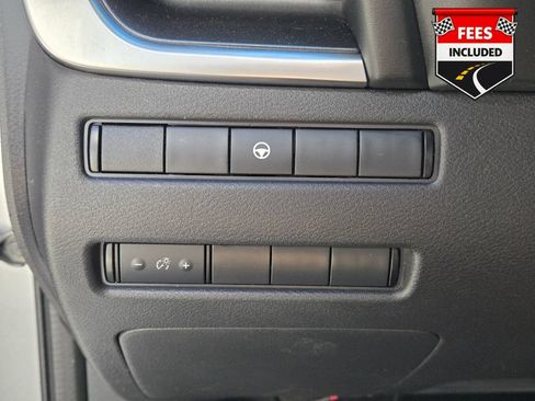 Used 2022 Nissan Rogue SV AWD/4WD image 30
