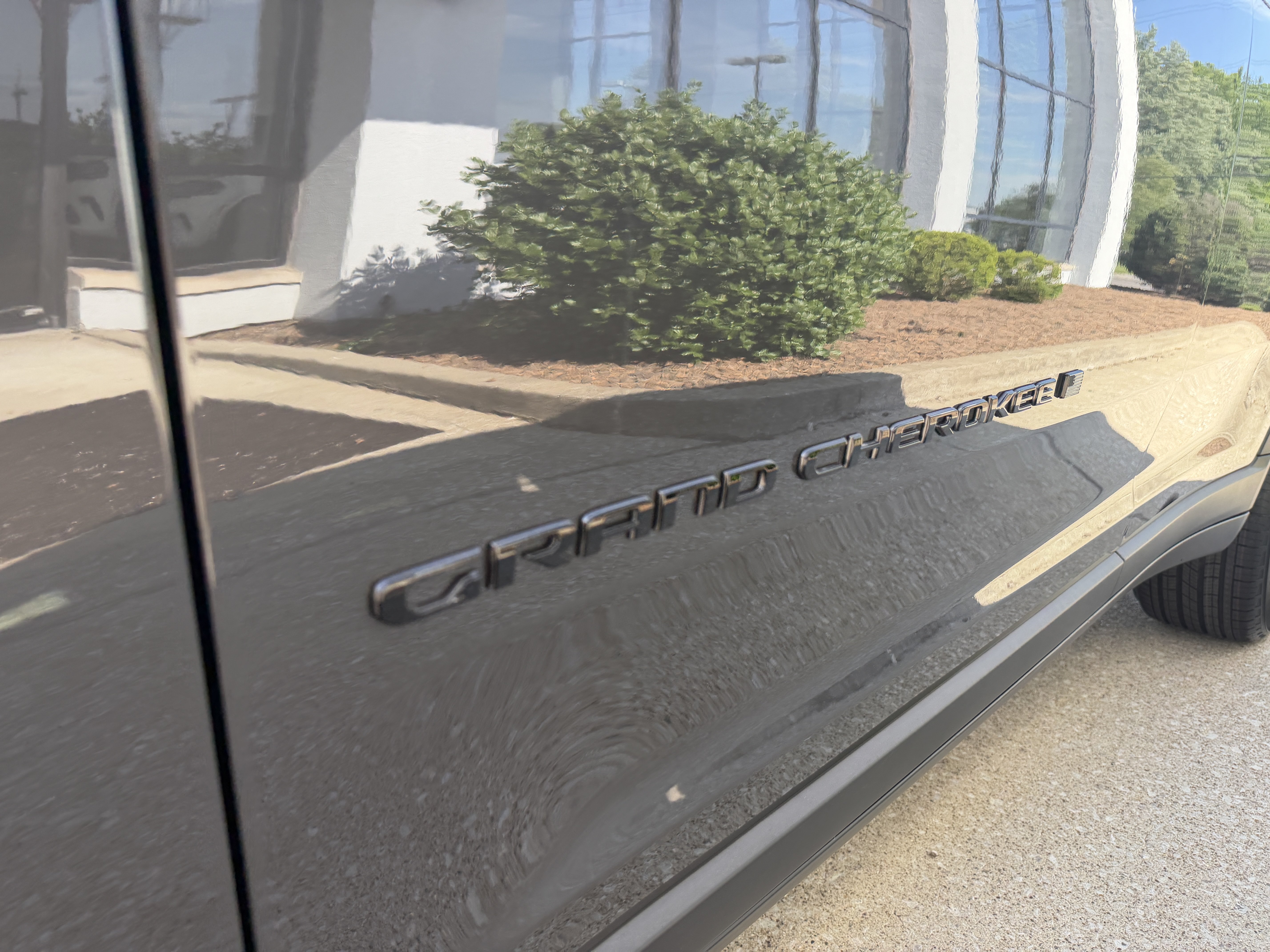 New 2026 Jeep Grand Cherokee Altitude AWD/4WD image 15