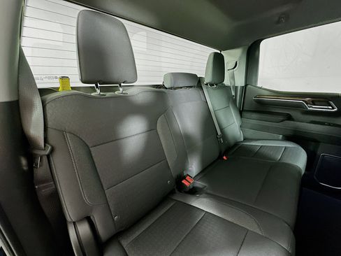 Used 2023 Chevrolet Silverado 1500 LT AWD/4WD image 24