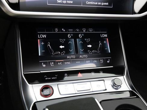 Used 2024 Audi RS 6 performance w/ Matte Carbon Package image 34