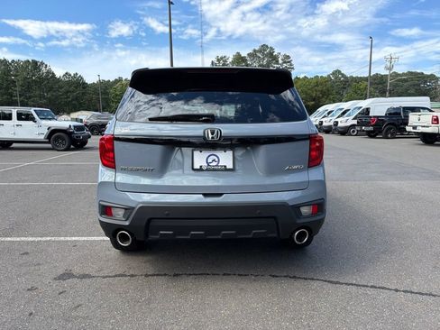 Used 2024 Honda Passport EX-L image 6