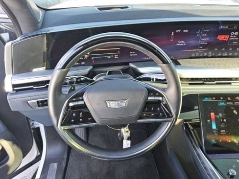 Used 2025 Cadillac Escalade IQ Sport 2 AWD/4WD image 6