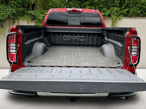 Used 2016 GMC Canyon SLT w/ Driver Alert Package AWD/4WD image 7