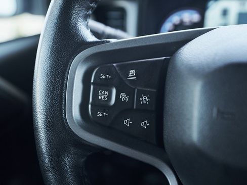 Used 2022 Ford Bronco Badlands image 31