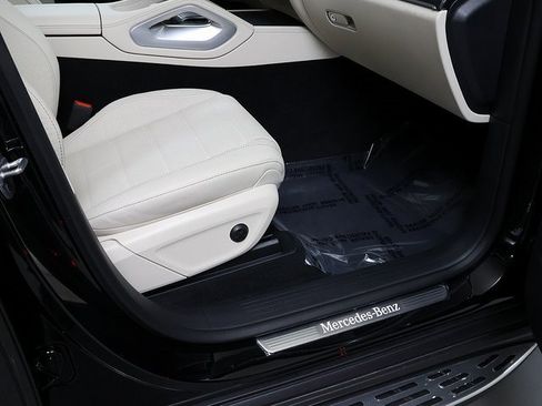 Certified 2026 Mercedes-Benz GLE 450 4MATIC image 38