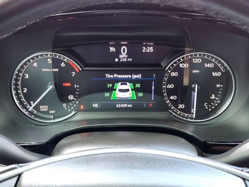 Certified 2020 Cadillac XT5 Premium Luxury FWD image 16