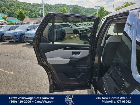 Used 2023 Honda Pilot LX image 47