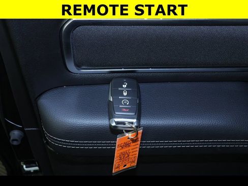 New 2026 RAM 1500 Big Horn AWD/4WD image 9
