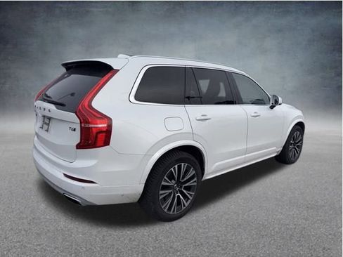 Used 2021 Volvo XC90 T6 Momentum image 10