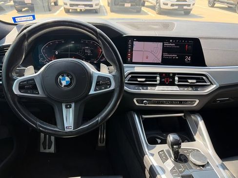 Used 2022 BMW X6 xDrive40i w/ M Sport Package AWD/4WD image 11