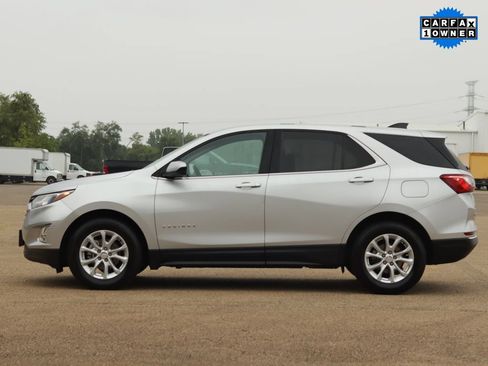 Used 2018 Chevrolet Equinox LT FWD image 4