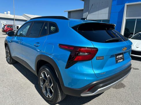 New 2026 Chevrolet Trax LT image 5