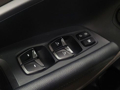 Used 2018 Hyundai Santa Fe SE image 27