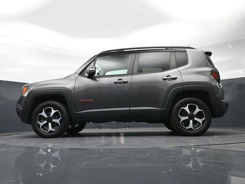 Used 2019 Jeep Renegade Trailhawk w/ Cold Weather Group II image 34