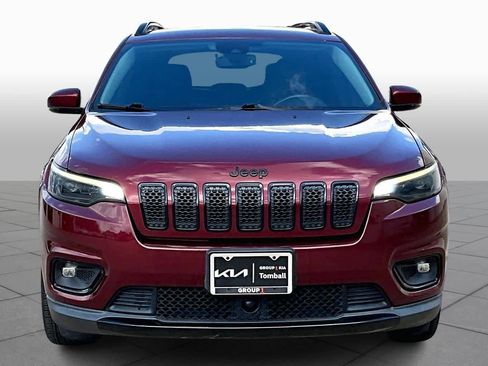 Used 2021 Jeep Cherokee Latitude Plus image 3