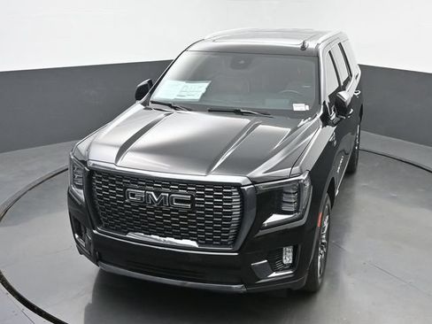 Used 2024 GMC Yukon Denali Ultimate AWD/4WD image 38