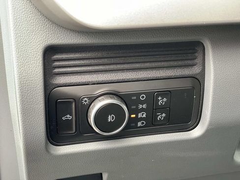 New 2026 Ford F250 4x4 Crew Cab Super Duty image 17