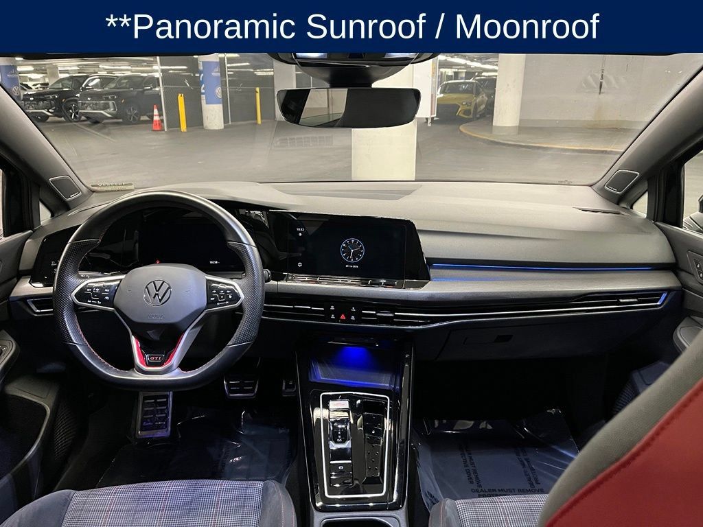 Used 2023 Volkswagen GTI SE FWD image 7