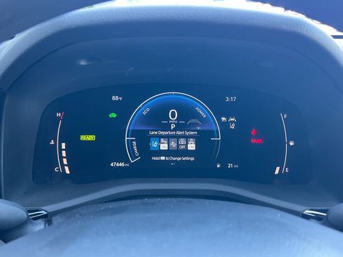 Used 2025 Toyota Camry LE FWD image 23