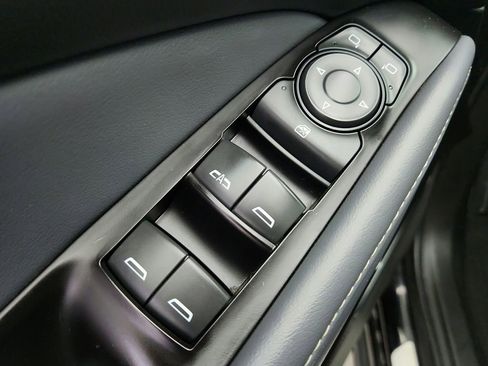 Used 2020 Buick Enclave Essence w/ Sport Touring Edition image 22