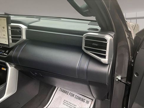 Used 2024 Toyota Tundra Platinum AWD/4WD image 16