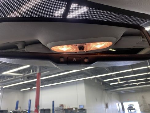 Used 2017 Jeep Compass High Altitude image 28