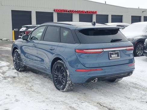 New 2026 Lincoln Corsair Premiere image 3