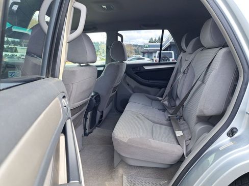 Used 2005 Toyota 4Runner SR5 image 13