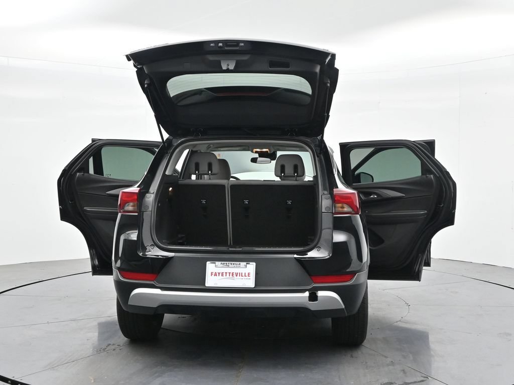 Used 2025 Chevrolet TrailBlazer LT FWD image 50