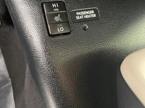 Used 2017 Toyota Prius Prime Premium FWD image 13