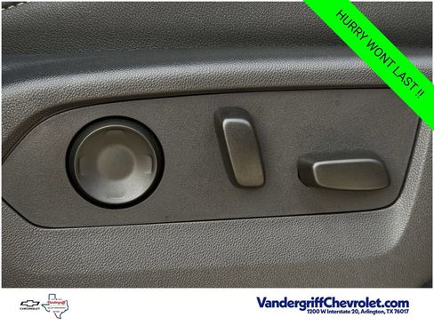 Certified 2025 Chevrolet Suburban Premier AWD/4WD image 23