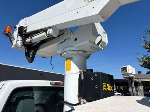 Used 2012 Ford F550 2WD Regular Cab Super Duty w/ PWR Equipment Group image 24