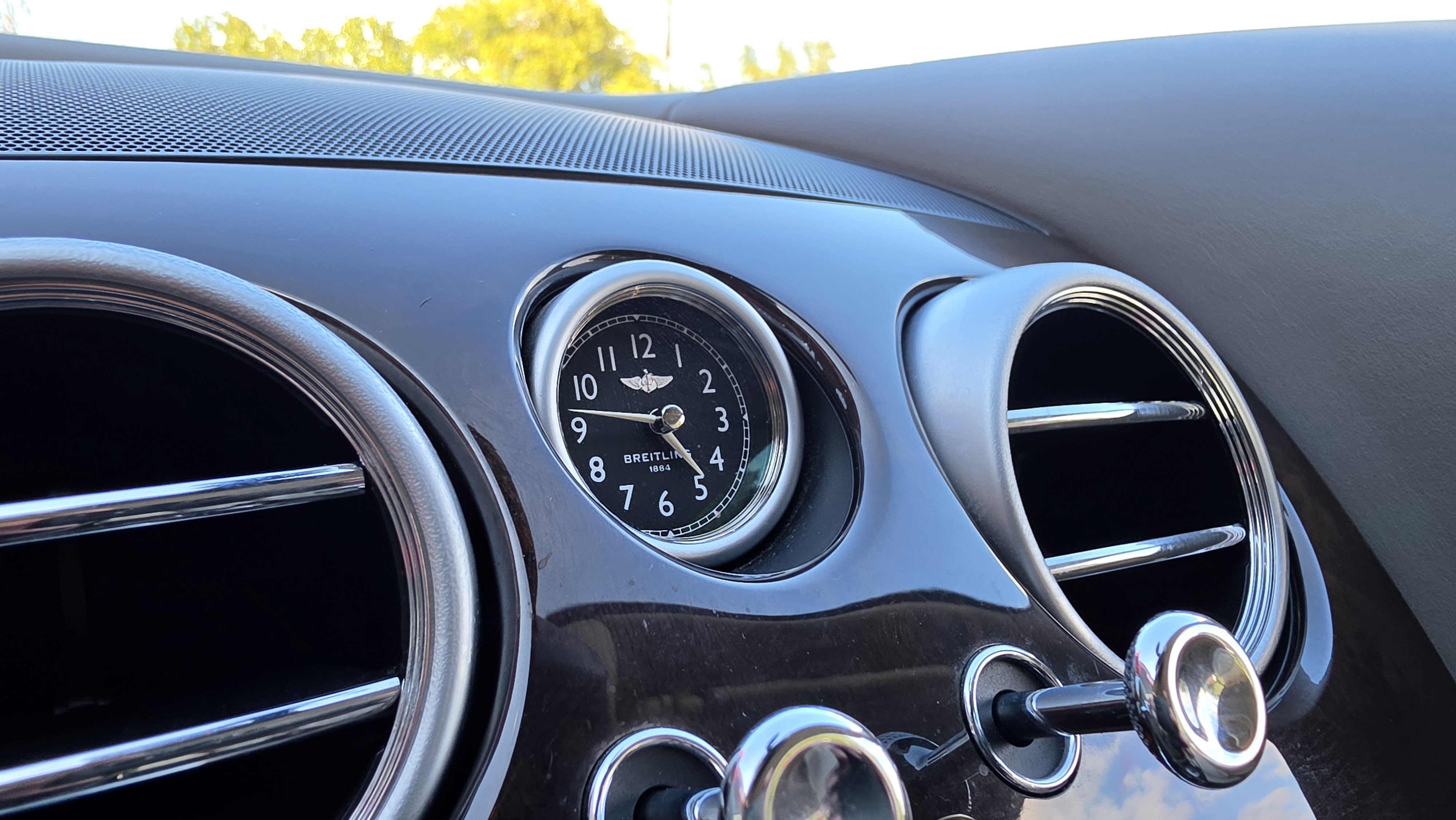 Used 2015 Bentley Continental GT AWD/4WD image 32
