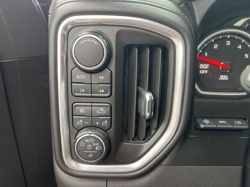 Used 2019 Chevrolet Silverado 1500 LTZ w/ LTZ Premium Package image 19