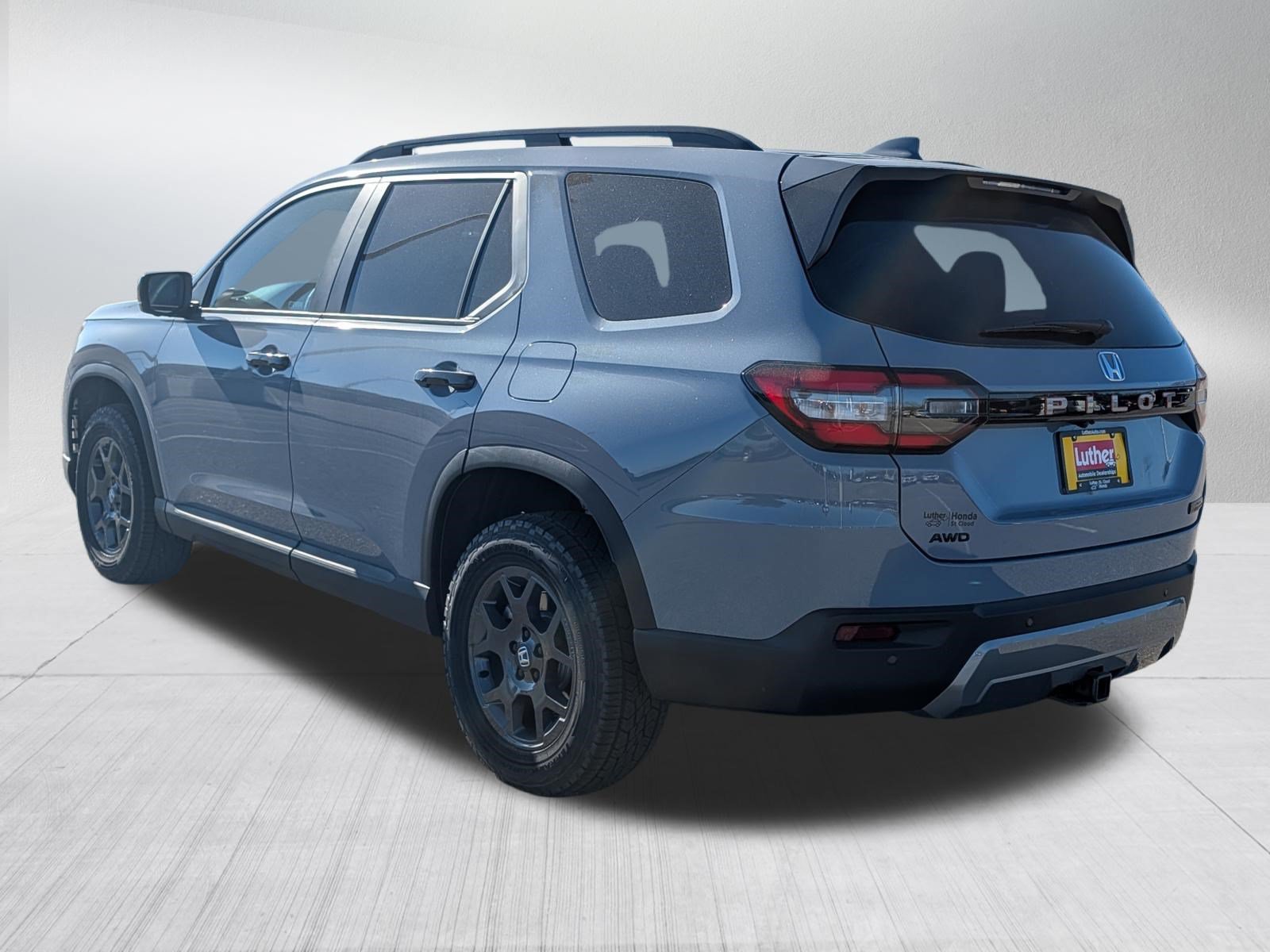 New 2026 Honda Pilot TrailSport image 3
