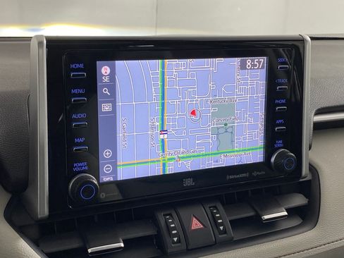 Used 2020 Toyota RAV4 Limited image 26