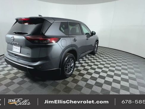 Used 2026 Nissan Rogue S image 8