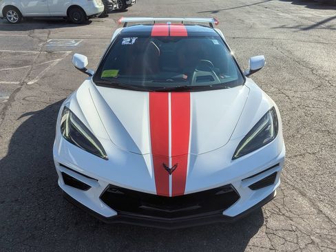 Used 2023 Chevrolet Corvette Stingray Premium Conv w/ Z51 Performance Package RWD image 3