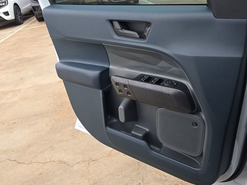 New 2026 Ford Maverick Lariat w/ Black Appearance Package image 32