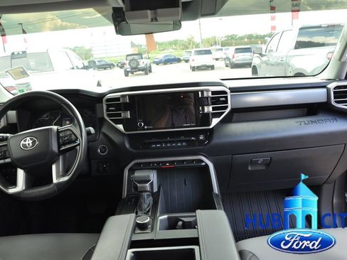 Used 2023 Toyota Tundra SR5 AWD/4WD image 18