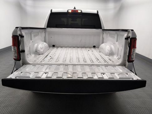 Used 2019 RAM 1500 Big Horn RWD image 29