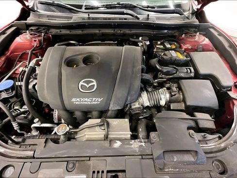 Used 2018 MAZDA MAZDA3 Touring FWD image 9