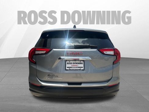 Used 2024 GMC Terrain SLE FWD image 5