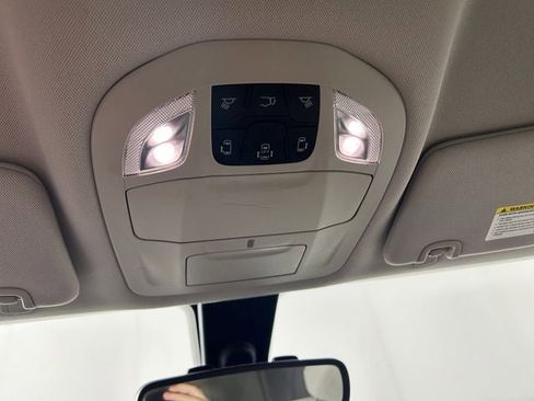 Used 2017 Chrysler Pacifica Touring FWD image 24