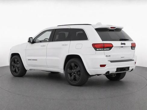 Used 2014 Jeep Grand Cherokee Altitude AWD/4WD image 3