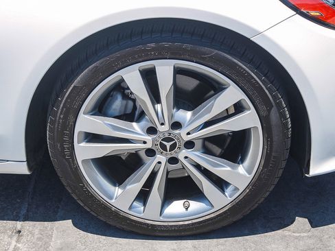 Used 2019 Mercedes-Benz C 300 Sedan image 11