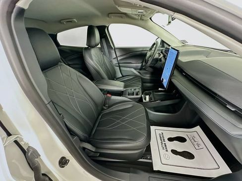 Used 2025 Ford Mustang Mach-E Select w/ Comfort Package Lite AWD/4WD image 34