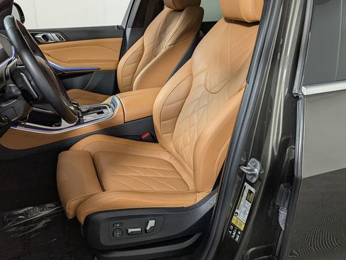 Used 2023 BMW X5 xDrive40i w/ Premium Package AWD/4WD image 17