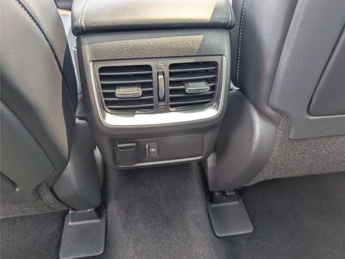 Used 2019 INFINITI QX50 Luxe AWD/4WD image 20