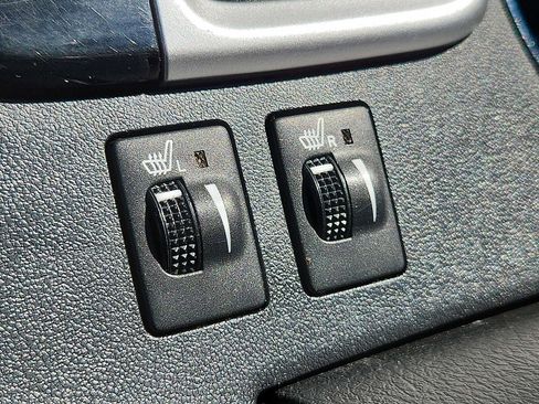 Used 2019 Toyota Highlander SE image 26